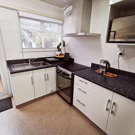 Lush & Co Auckland Bed & Breakfast Екстер'єр фото