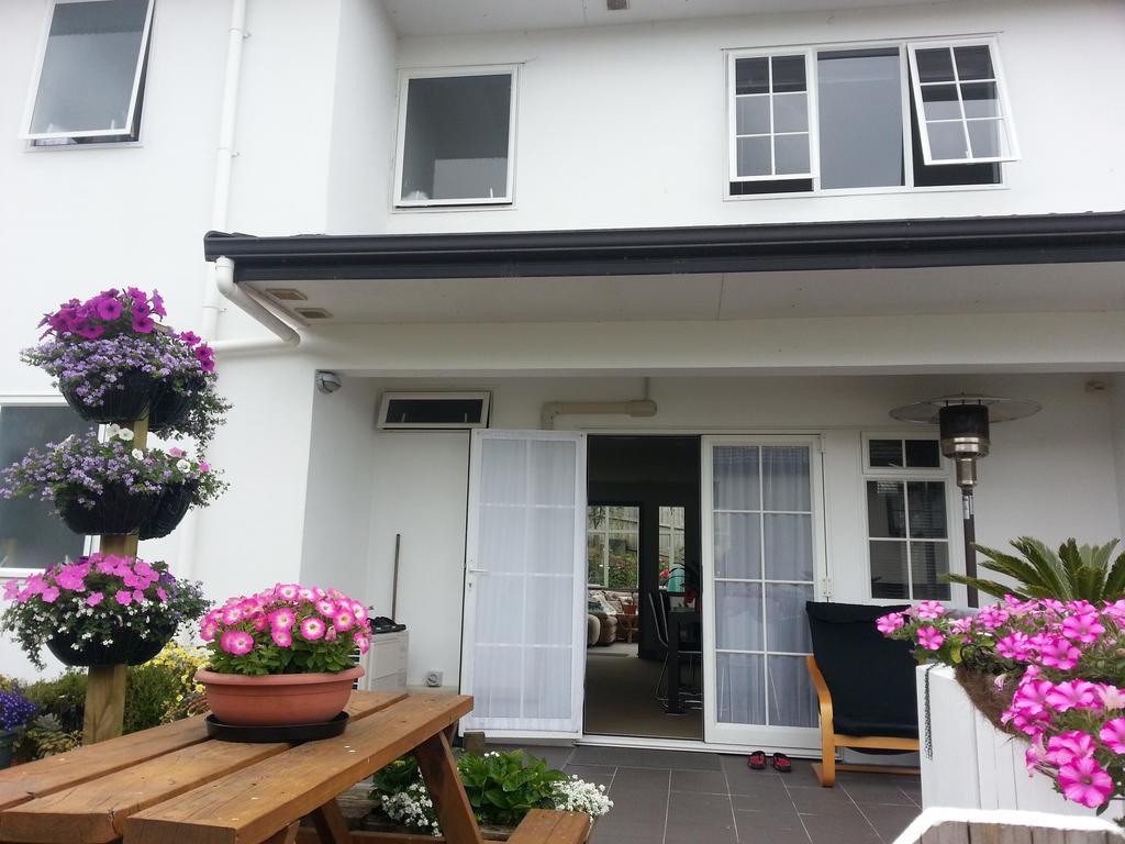 Lush & Co Auckland Bed & Breakfast Екстер'єр фото