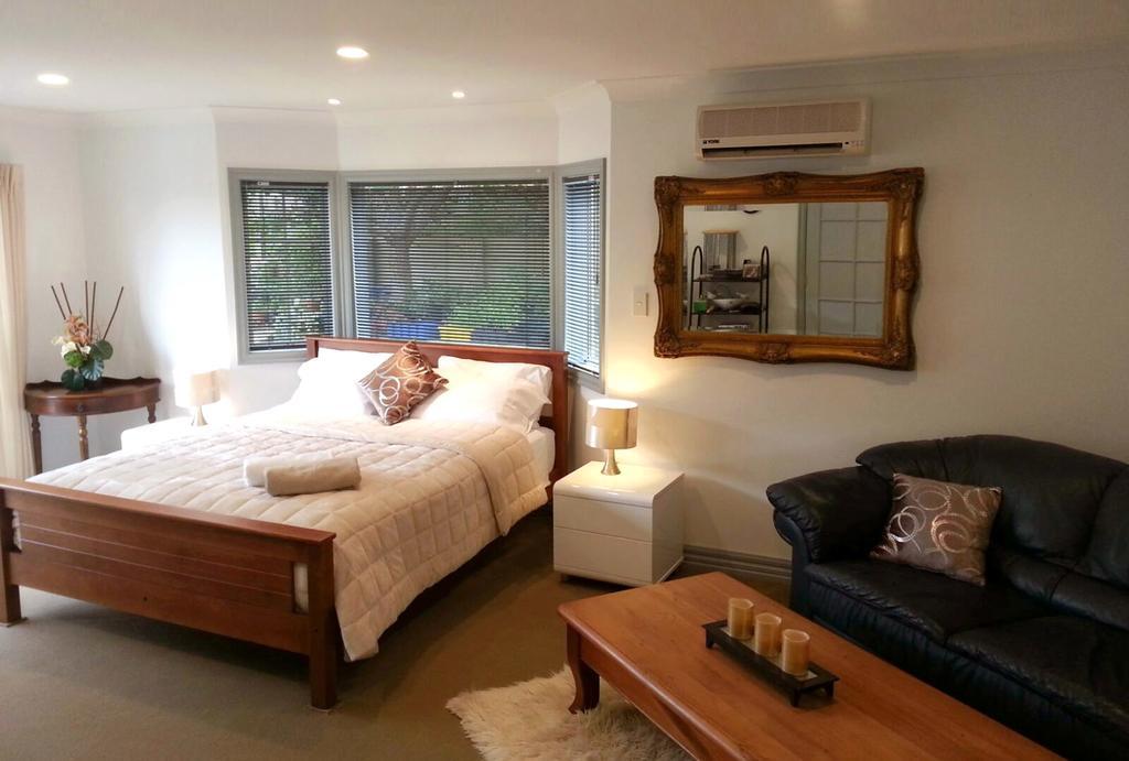 Lush & Co Auckland Bed & Breakfast Екстер'єр фото
